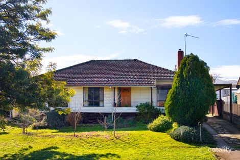 Property photo of 3 Douglas Crescent Castlemaine VIC 3450