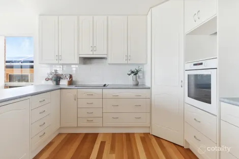 Property photo of 9 Southern Right Crescent Encounter Bay SA 5211