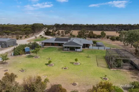 902 Playford Hwy, Menzies, SA 5223
