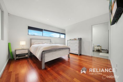 Property photo of 31 Lennon Boulevard Point Cook VIC 3030