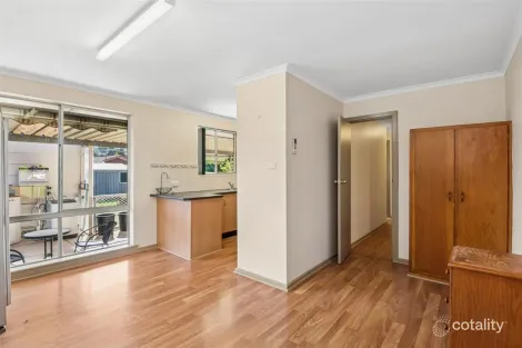 Property photo of 9 Regent Street Morphett Vale SA 5162