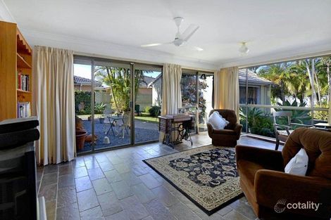 Property photo of 5 Angus Court Benowa QLD 4217