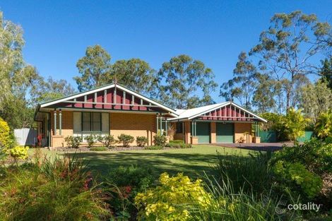Property photo of 10 Emungerie Grove Karana Downs QLD 4306