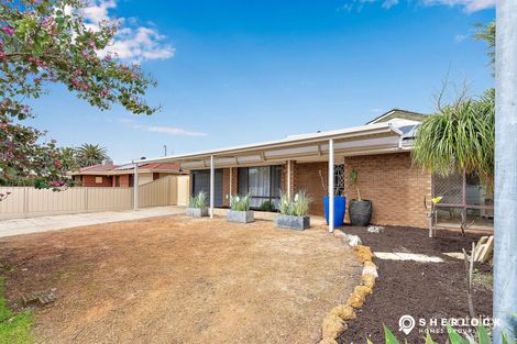 Property photo of 17 Hemingway Drive Camillo WA 6111