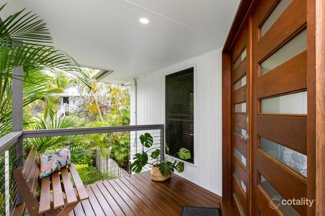 Property photo of 4 Bowsprit Place Sunrise Beach QLD 4567