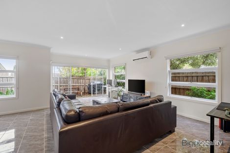 Property photo of 2/17 Cremorne Street Braybrook VIC 3019