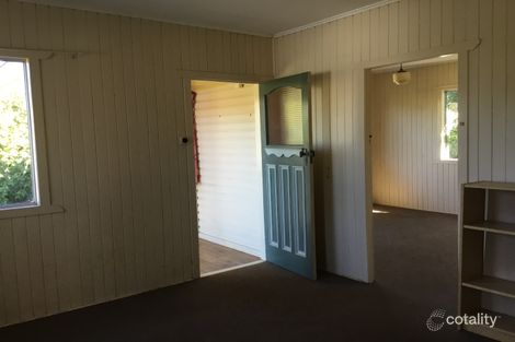 Property photo of 17 Avondale Street Newtown QLD 4350