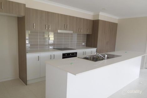 Property photo of 2/62 Foxtail Road Ripley QLD 4306