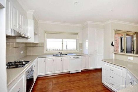 Property photo of 25 Loris Close Grovedale VIC 3216