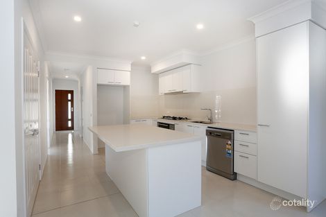 Property photo of 13 Stringybark Drive Donnybrook VIC 3064