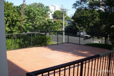 Property photo of 3/9 Bright Avenue Labrador QLD 4215