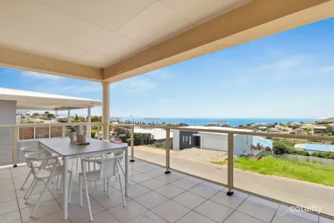 Property photo of 9 Southern Right Crescent Encounter Bay SA 5211