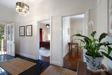 Property photo of 42 Hornsby Street Maldon VIC 3463