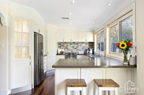 Property photo of 22 Bellbird Crescent Blaxland NSW 2774