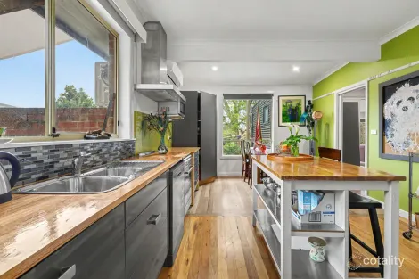 Property photo of 61 Forest Road Ferntree Gully VIC 3156