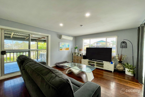 Property photo of 346 Boat Harbour Drive Scarness QLD 4655