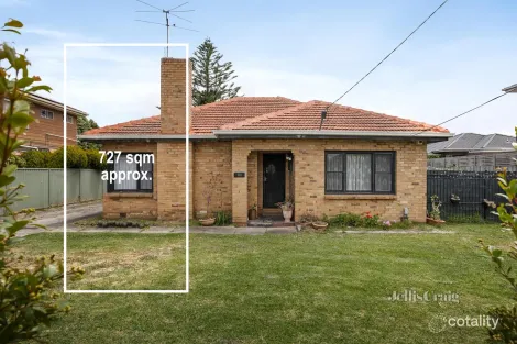 Property photo of 745 Warrigal Road Bentleigh East VIC 3165