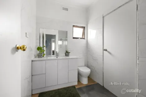 Property photo of 745 Warrigal Road Bentleigh East VIC 3165