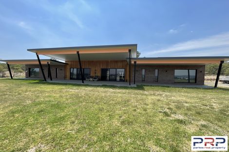 73 Corcoran Rd, Parkes, NSW 2870