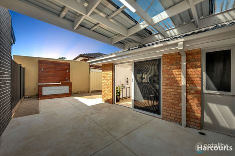 Property photo of 1/3 Redbank Court Kings Park VIC 3021