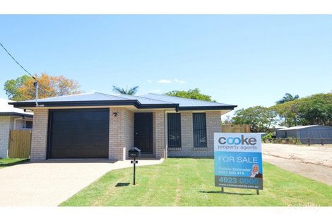 19 Buckle St, Park Avenue, QLD 4701