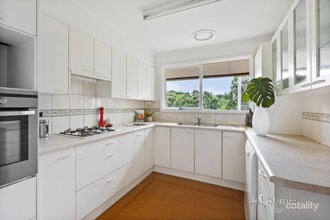 Property photo of 40 Boardman Close Box Hill South VIC 3128