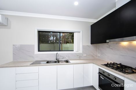 Property photo of 16 Fox Close Kariong NSW 2250