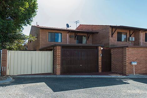 Property photo of 23 Daisy Lane Como WA 6152