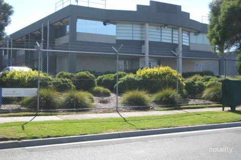 208-214 Princes Hwy, Dandenong, VIC 3175