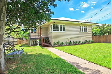 18 Wirega St, Wavell Heights, QLD 4012
