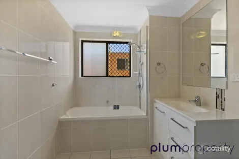 Property photo of 2/10 Alpha Street Taringa QLD 4068