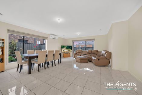 Property photo of 12 Kelway Street Craigieburn VIC 3064