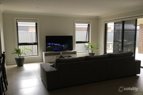 Property photo of 19 Venturer Parade Leppington NSW 2179