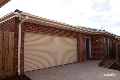 3/4 Granholm Gr, Harkness, VIC 3337