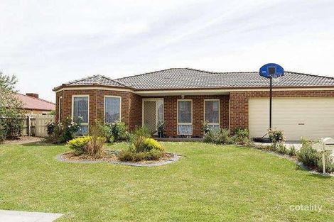 11 Glencoe Pl, Lilydale, VIC 3140