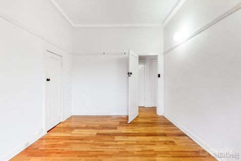 Property photo of 1/1 Manningtree Road Hawthorn VIC 3122
