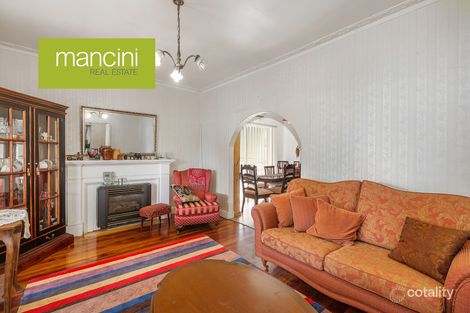 Property photo of 8 Bracken Grove Altona VIC 3018