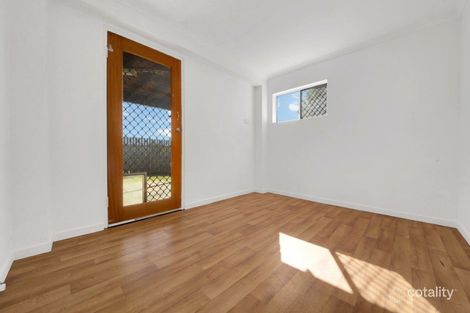 Property photo of 34 Hetherington Street West Gladstone QLD 4680