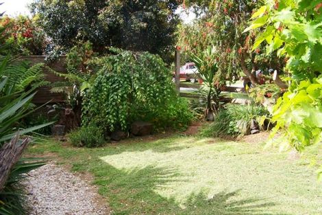 Property photo of 23 Terry Crescent Wimbledon Heights VIC 3922