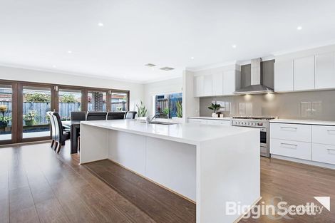 Property photo of 12 Ellsworth Drive Keysborough VIC 3173