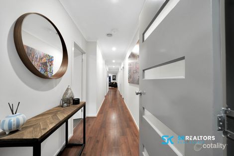 Property photo of 18 Sugarcane Street Mickleham VIC 3064