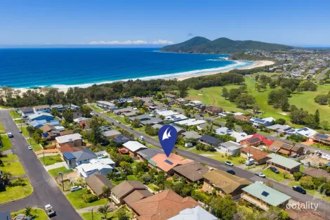 27 Colliton Pde, Forster, NSW 2428