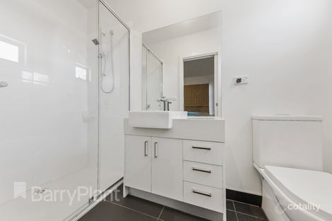 Property photo of 1/8 Helen Street St Albans VIC 3021