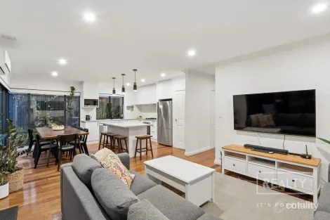 Property photo of 393 Karrinyup Road Karrinyup WA 6018