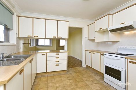 Property photo of 16 Glasgow Street Hughes ACT 2605