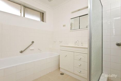 Property photo of 16 Glasgow Street Hughes ACT 2605