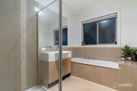 Property photo of 7/5 Delacombe Drive Mill Park VIC 3082