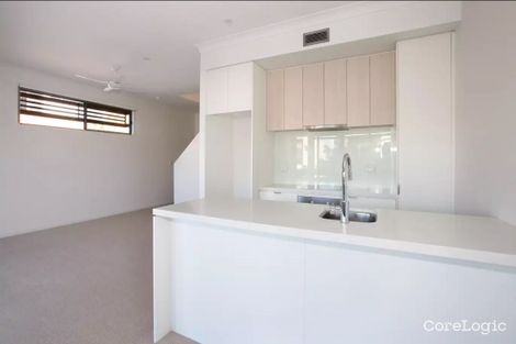 Property photo of 21/3400 Panorama Drive Carrara QLD 4211