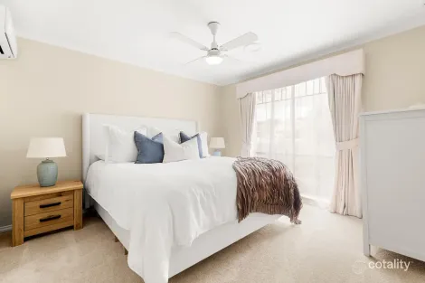Property photo of 3 Perch Close Werribee South VIC 3030