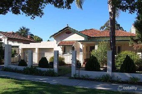33 Chamberlain Rd, Rivervale, WA 6103